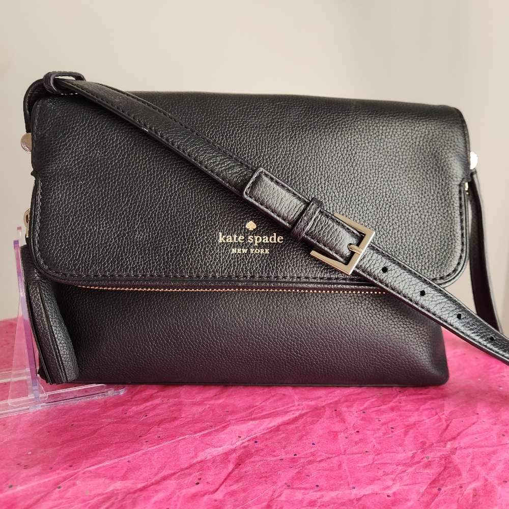 Kate Spade Black Crossbody Bag With Black & white leather wallet set EUC - Picture 2 of 9